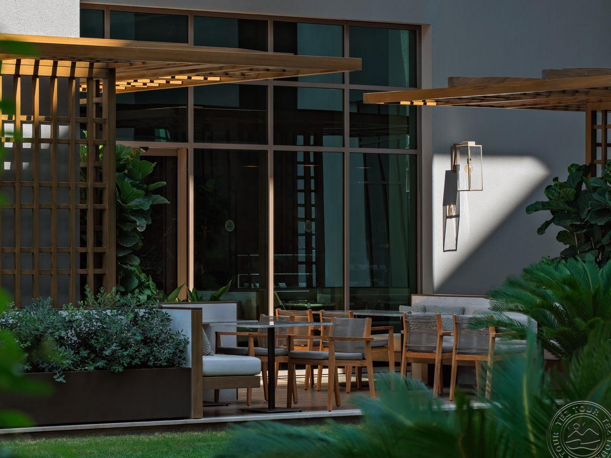 ACANTHUS CENNET BARUT COLLECTION