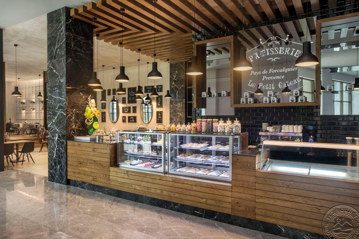 ACANTHUS CENNET BARUT COLLECTION