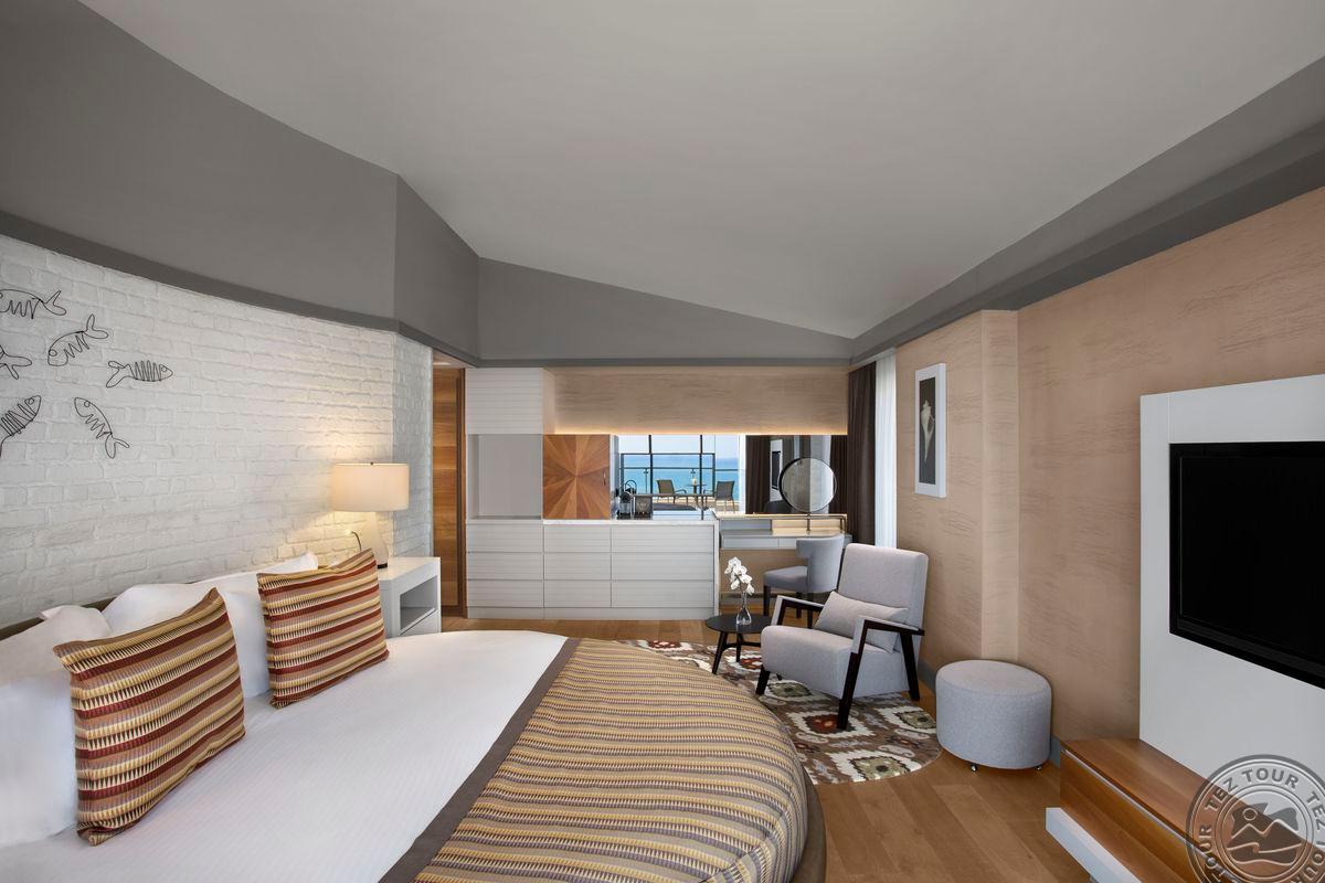 ACANTHUS CENNET BARUT COLLECTION