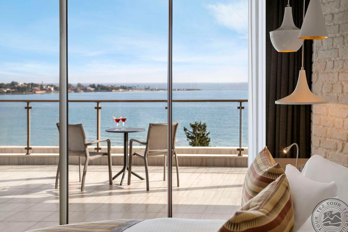 ACANTHUS CENNET BARUT COLLECTION