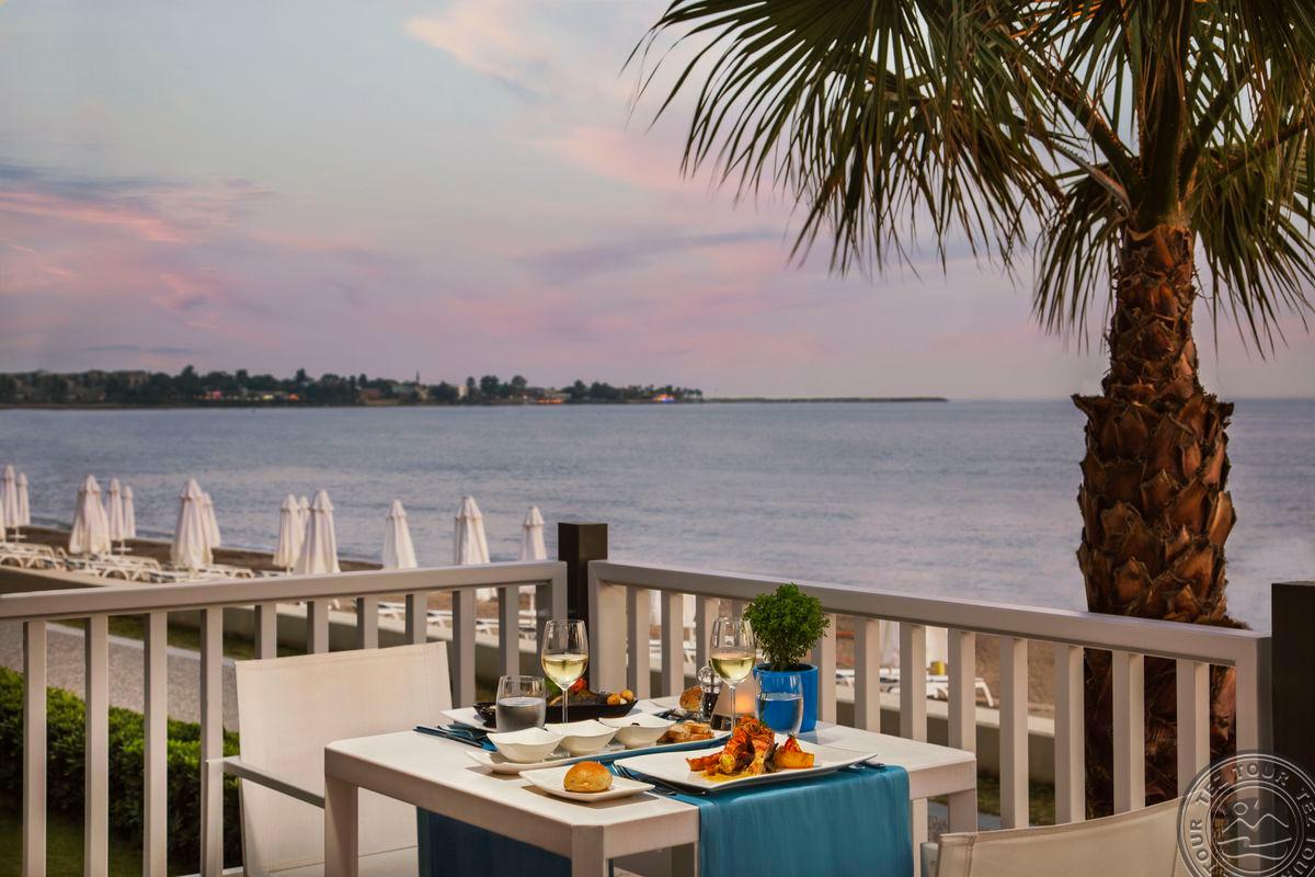 ACANTHUS CENNET BARUT COLLECTION