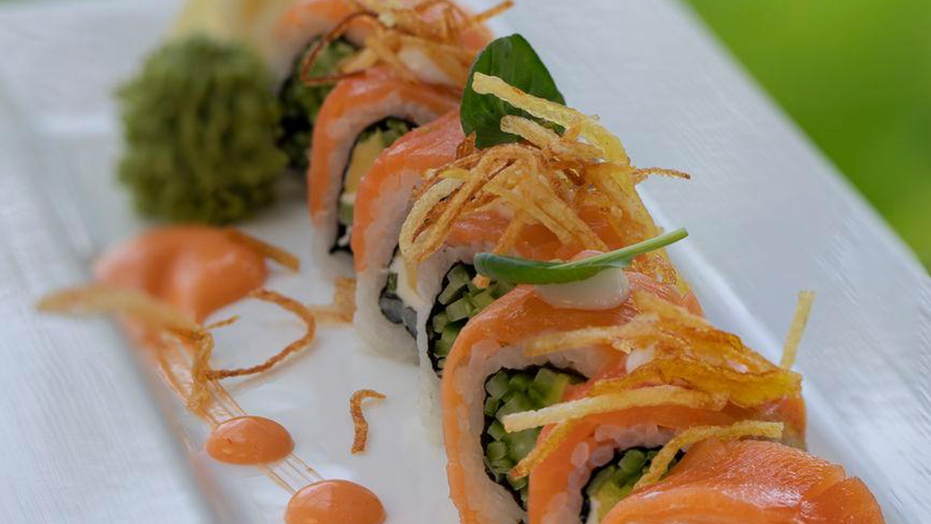 ACANTHUS CENNET BARUT COLLECTION