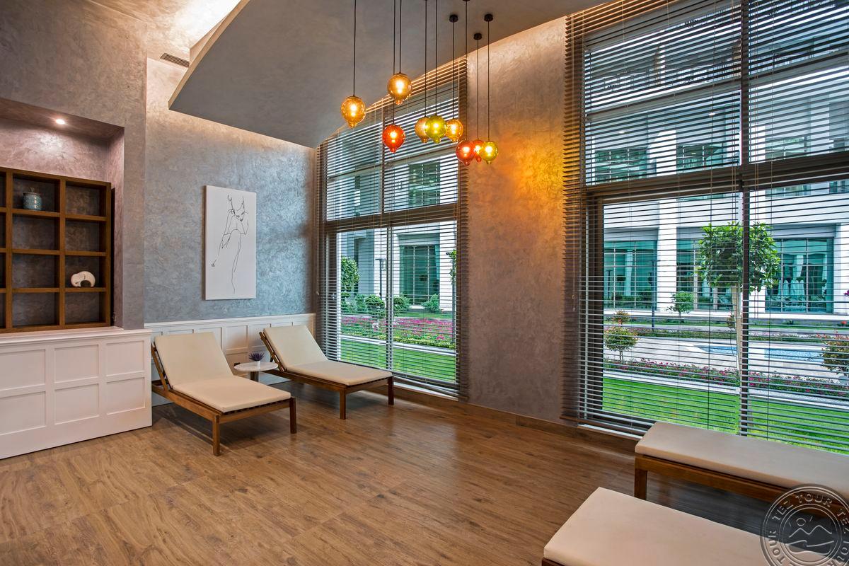 ACANTHUS CENNET BARUT COLLECTION