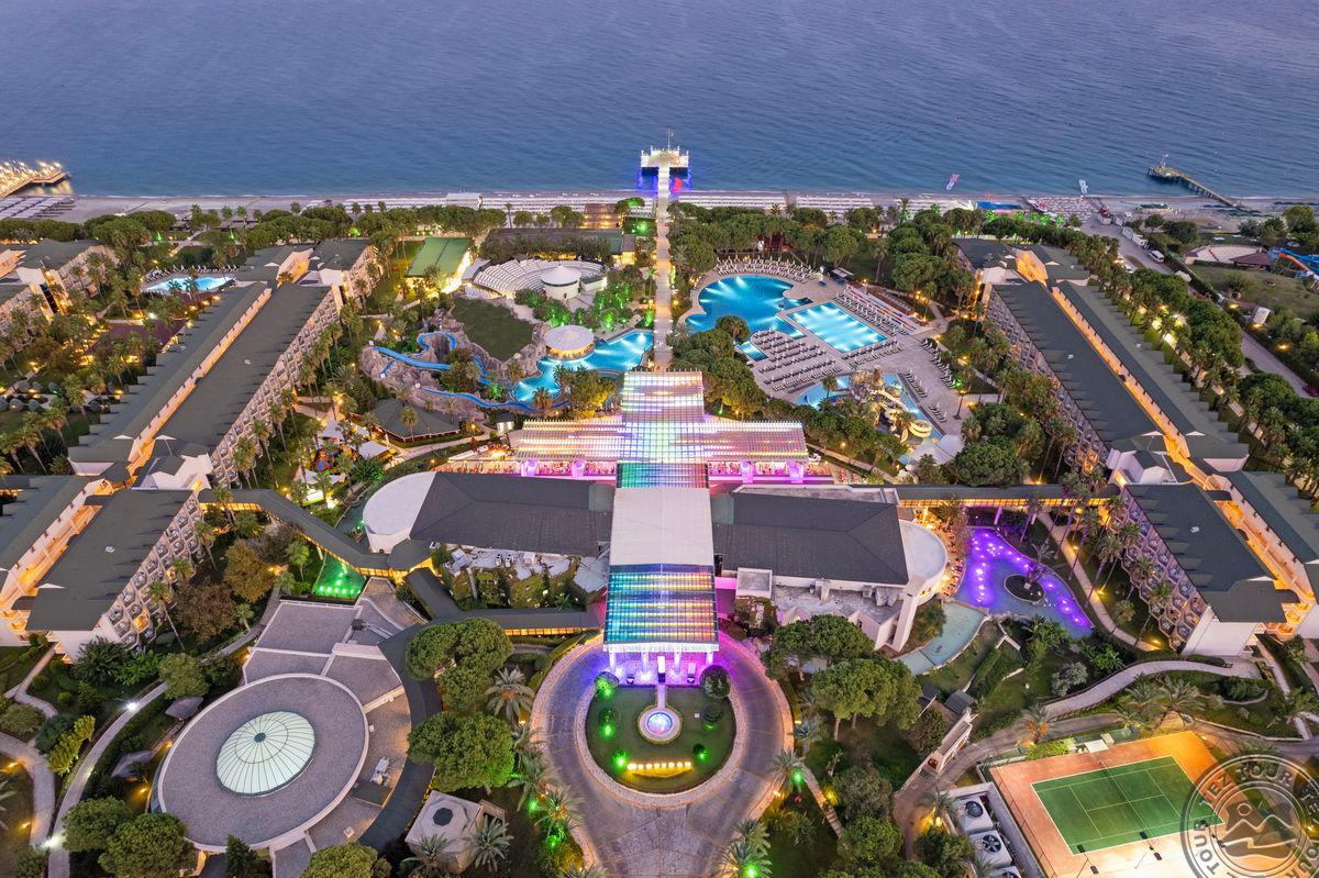 DOBEDAN WORLD PALACE