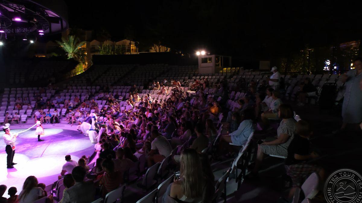 DOBEDAN WORLD PALACE