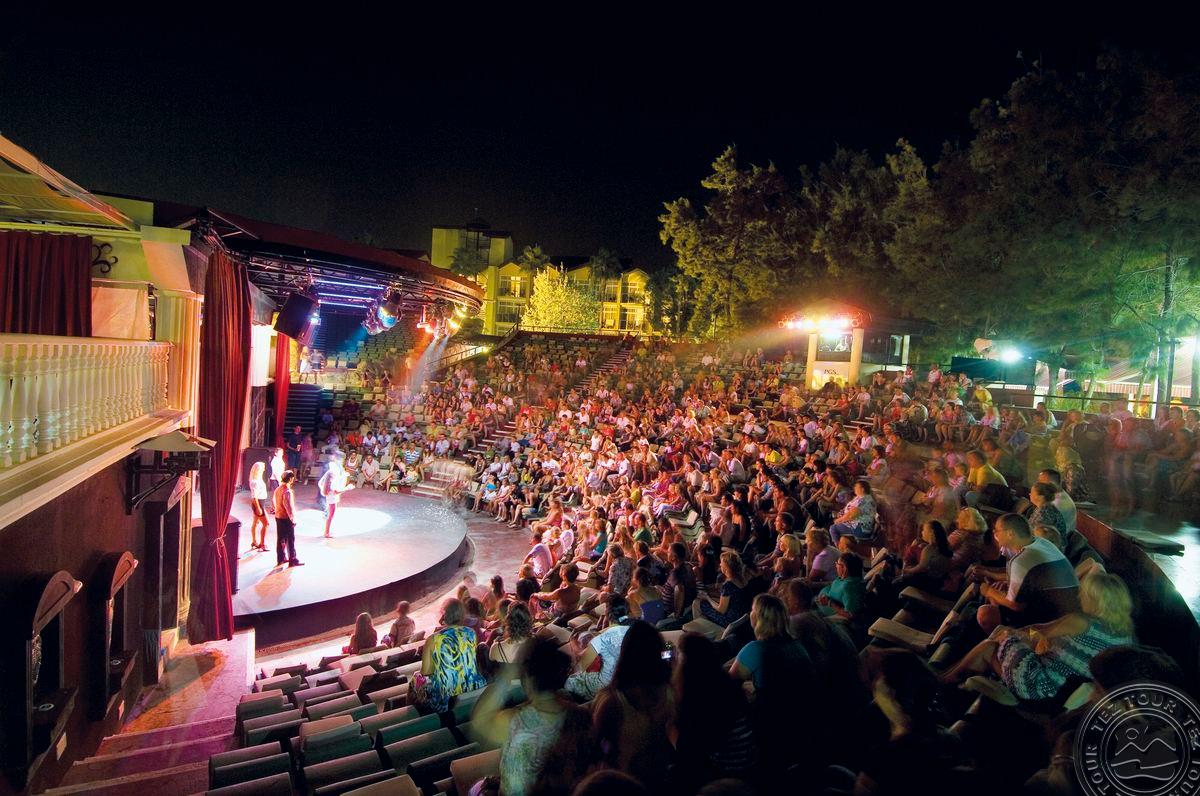 DOBEDAN WORLD PALACE