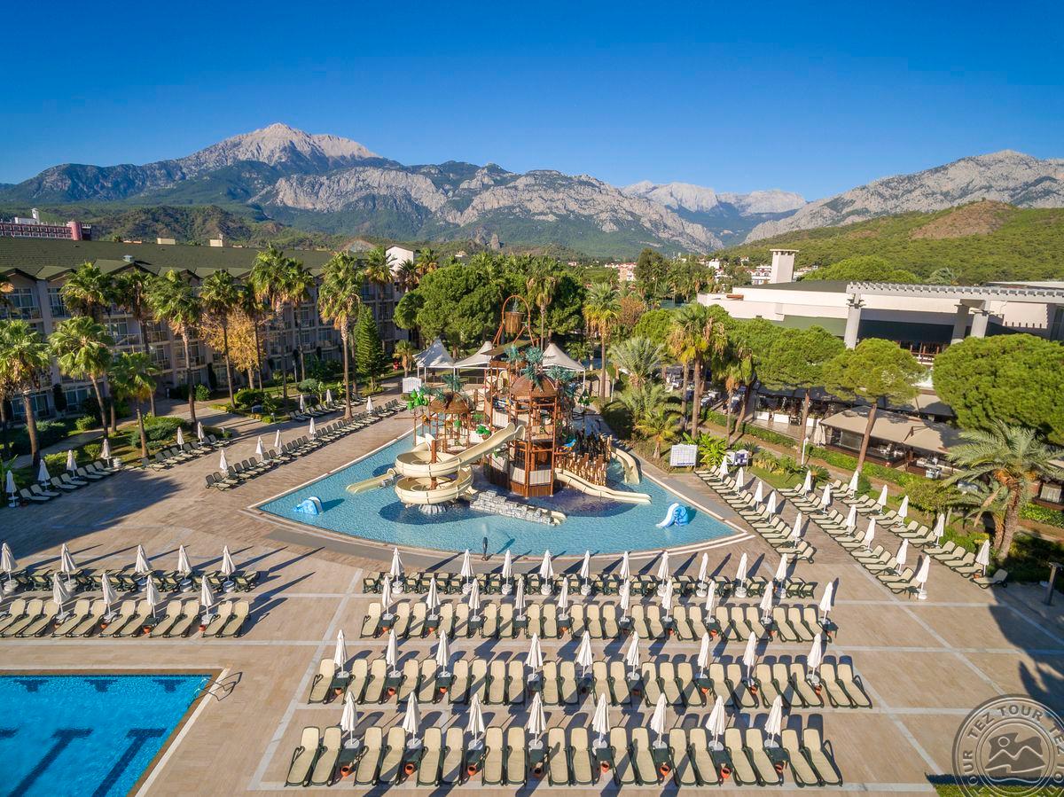 DOBEDAN WORLD PALACE