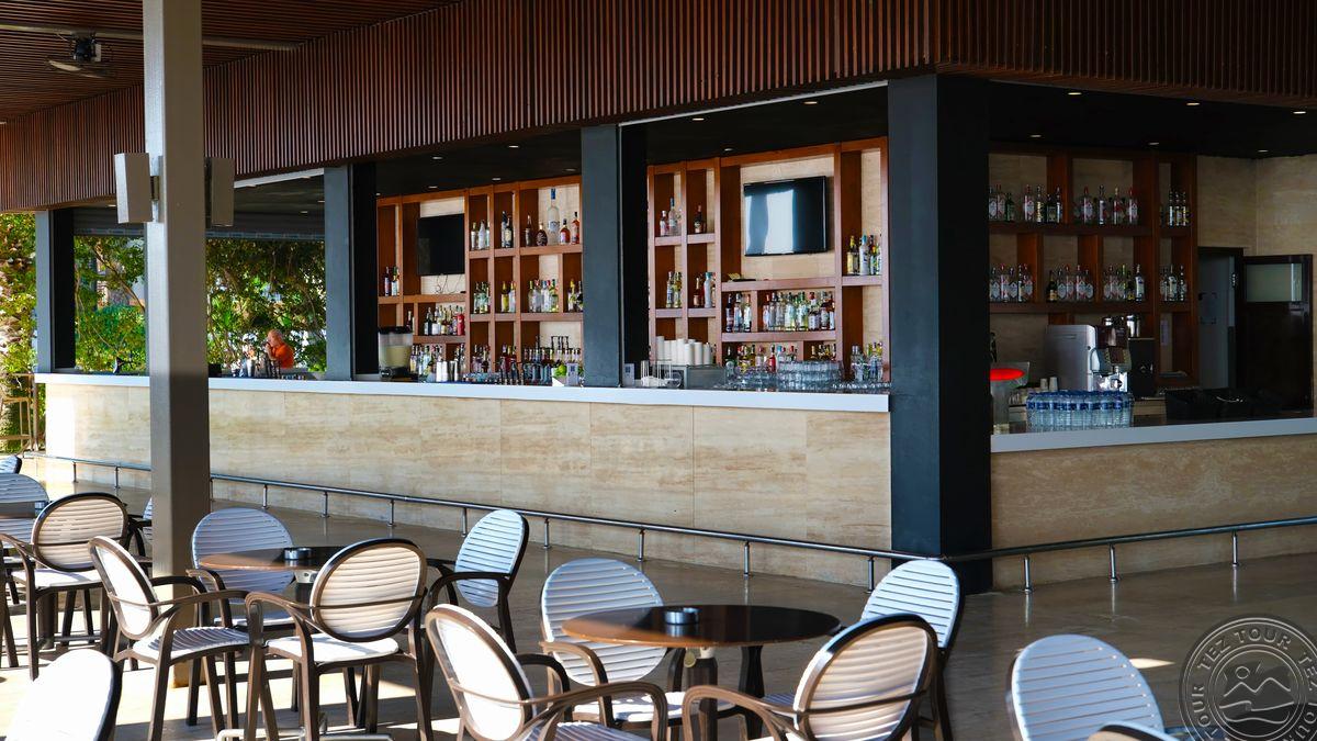 DOBEDAN WORLD PALACE