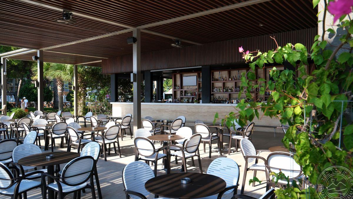 DOBEDAN WORLD PALACE