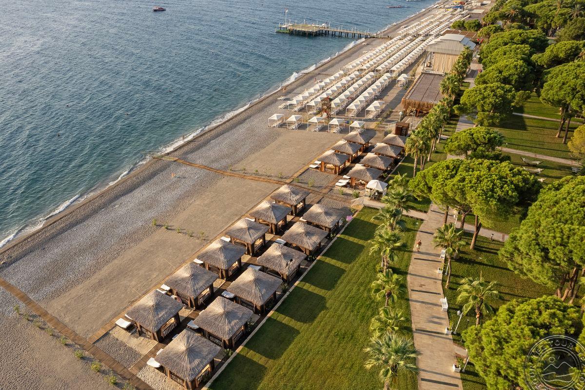 DOBEDAN WORLD PALACE