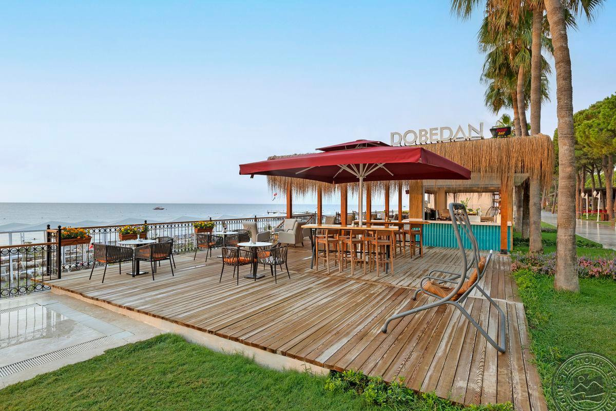 DOBEDAN WORLD PALACE