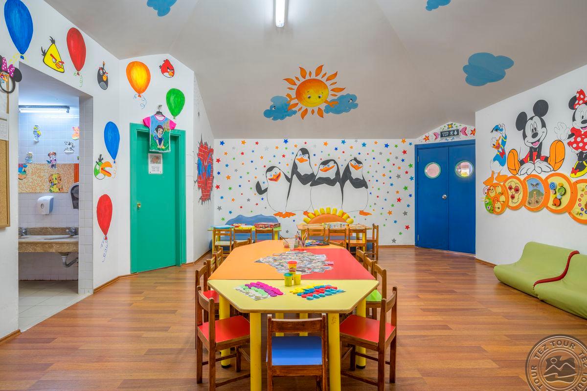 DOBEDAN WORLD PALACE