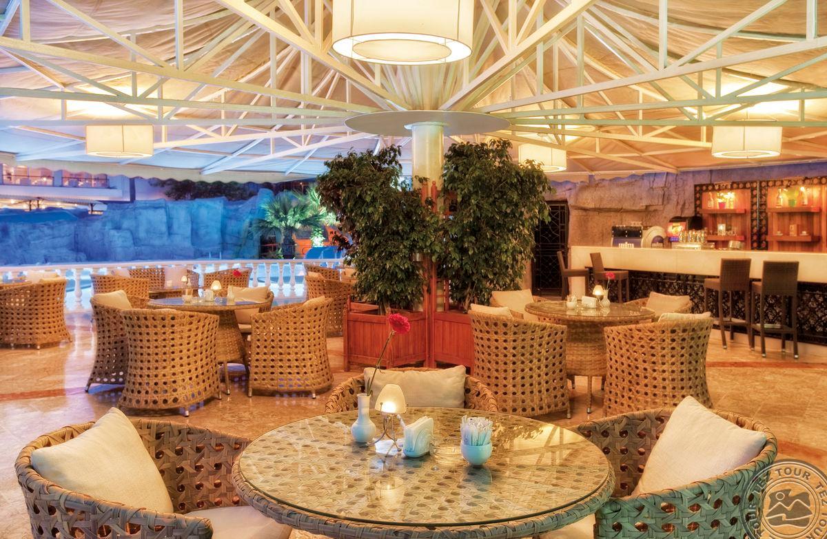 DOBEDAN WORLD PALACE