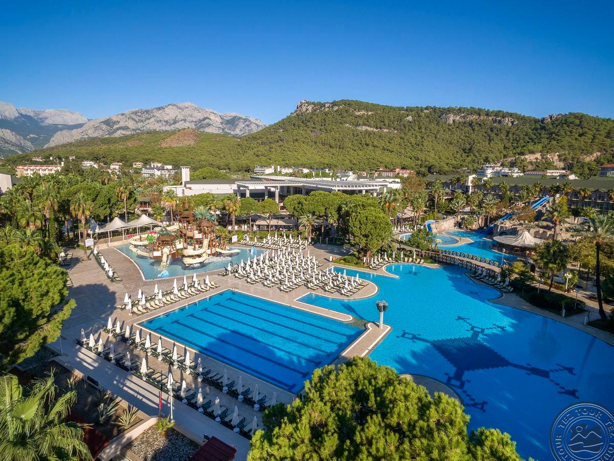 DOBEDAN WORLD PALACE