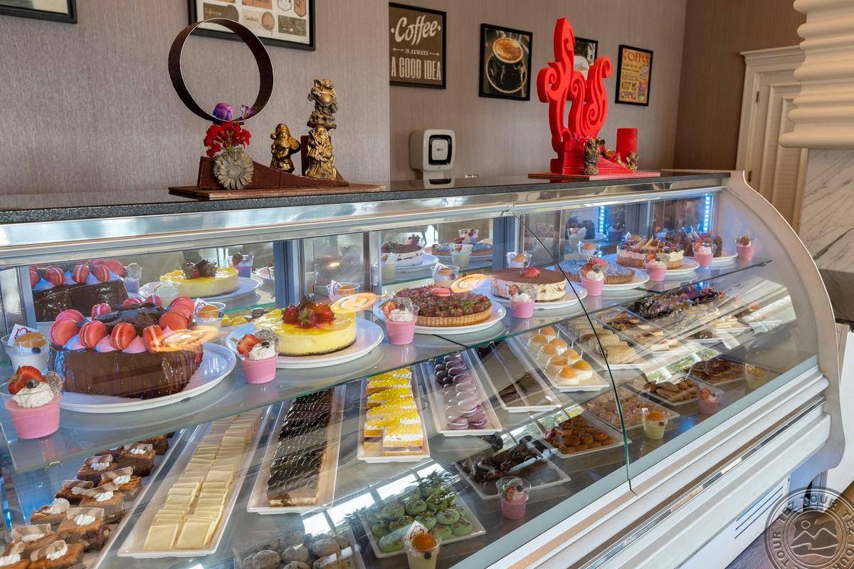 DOBEDAN WORLD PALACE