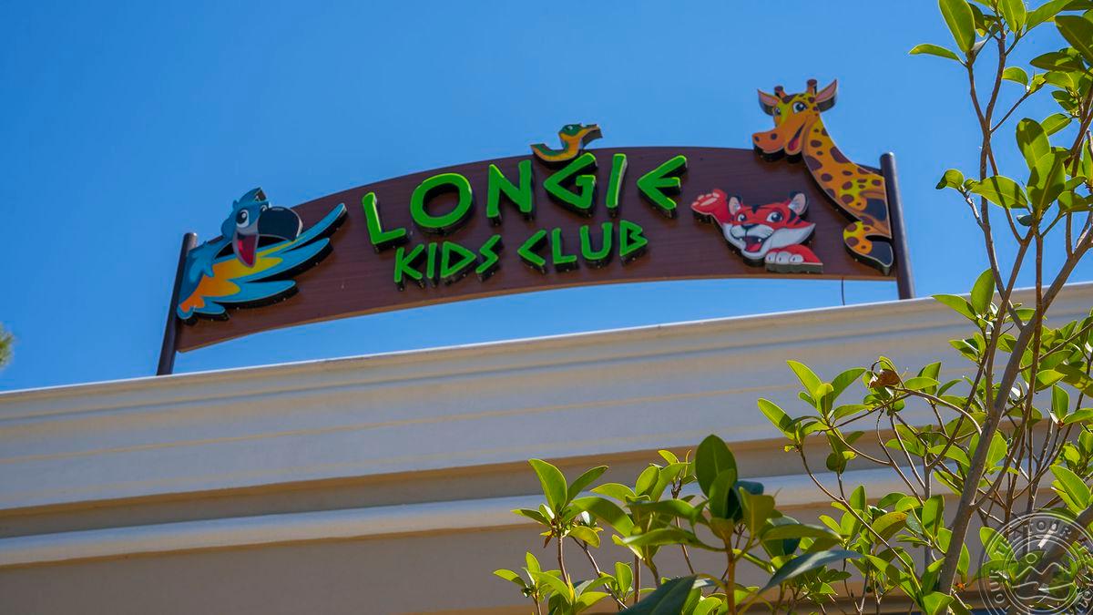 LONG BEACH CLUB NATURE