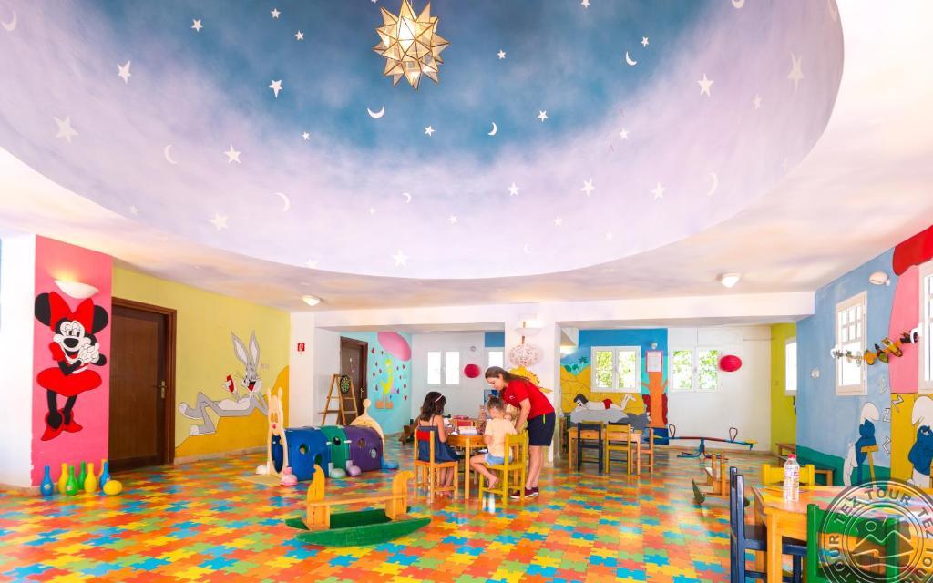 MEDINA SOLARIA & THALASSO