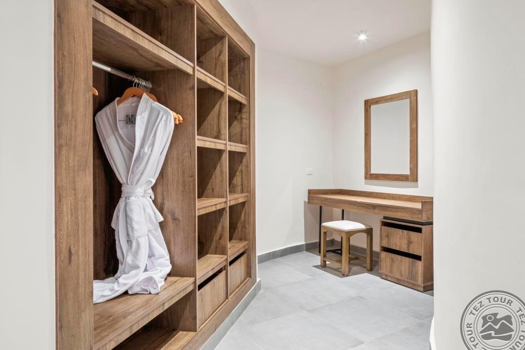 PICKALBATROS LAGUNA CLUB RESORT