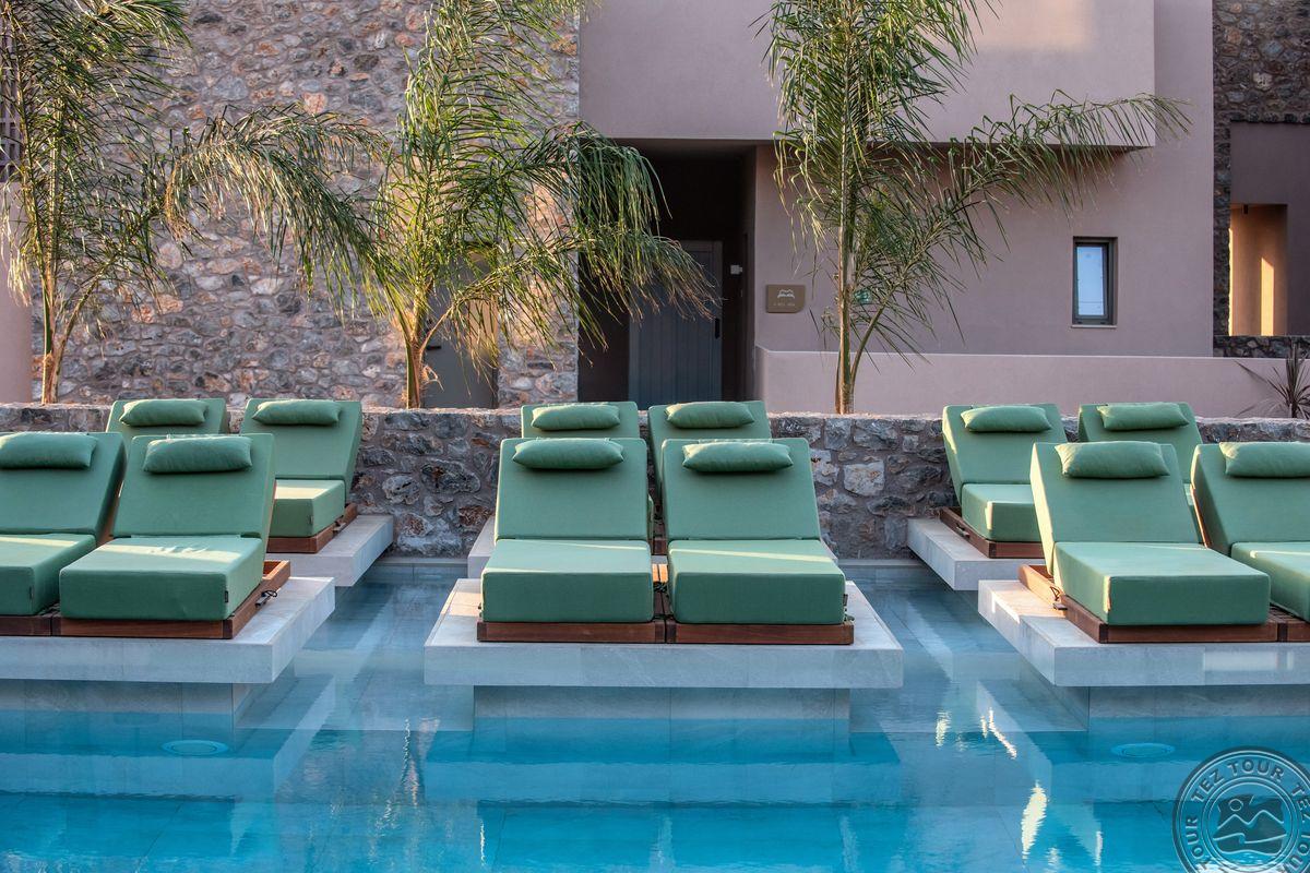 PARALOS VENUS SUITES
