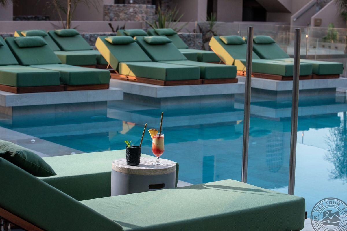 PARALOS VENUS SUITES