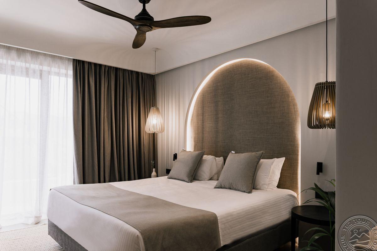 PARALOS VENUS SUITES