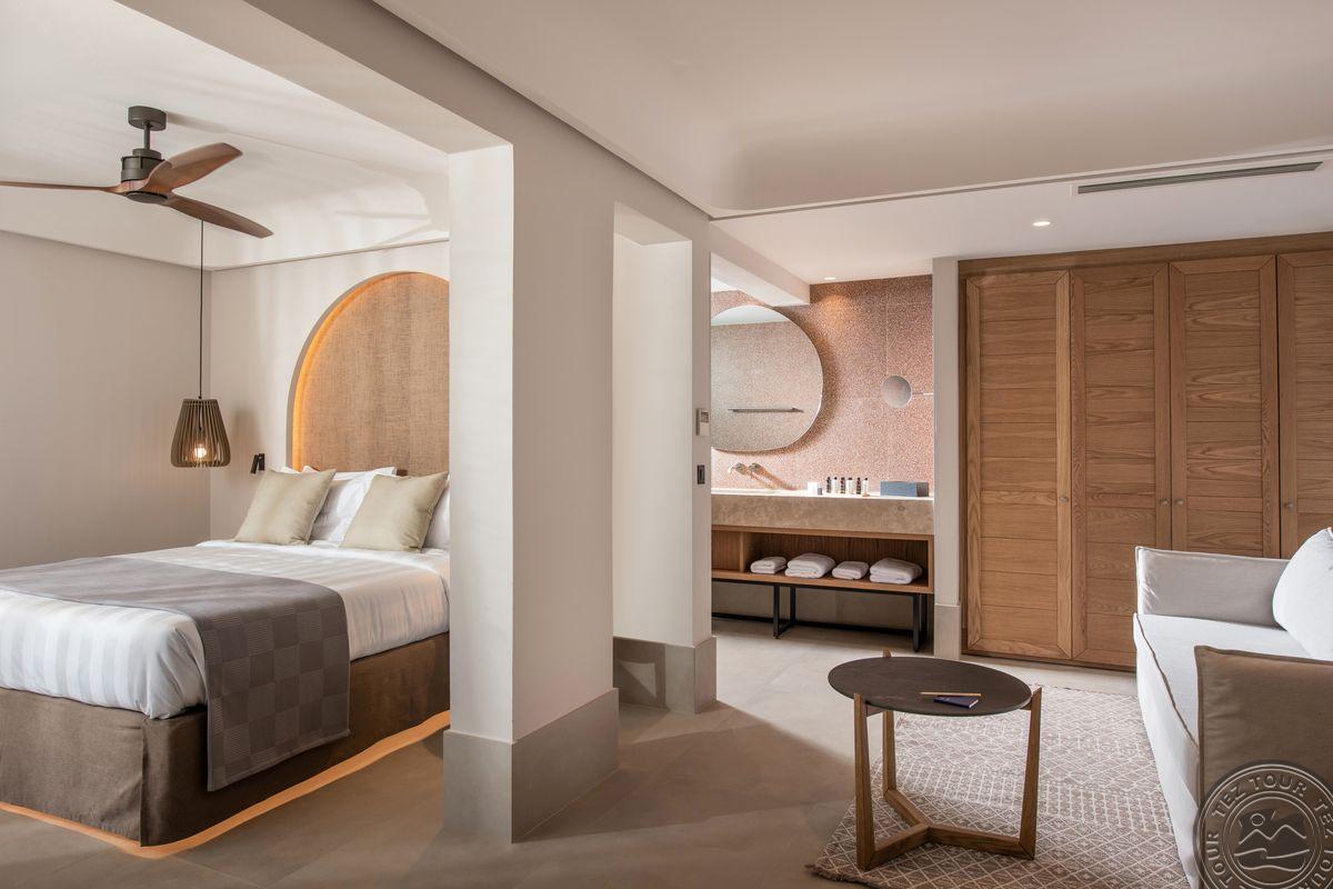 PARALOS VENUS SUITES
