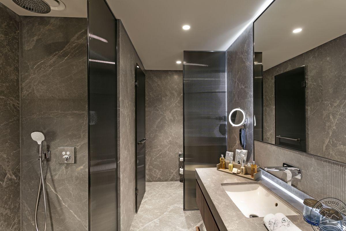 RIXOS SUNGATE - THE LAND OF LEGENDS FREE ACCESS