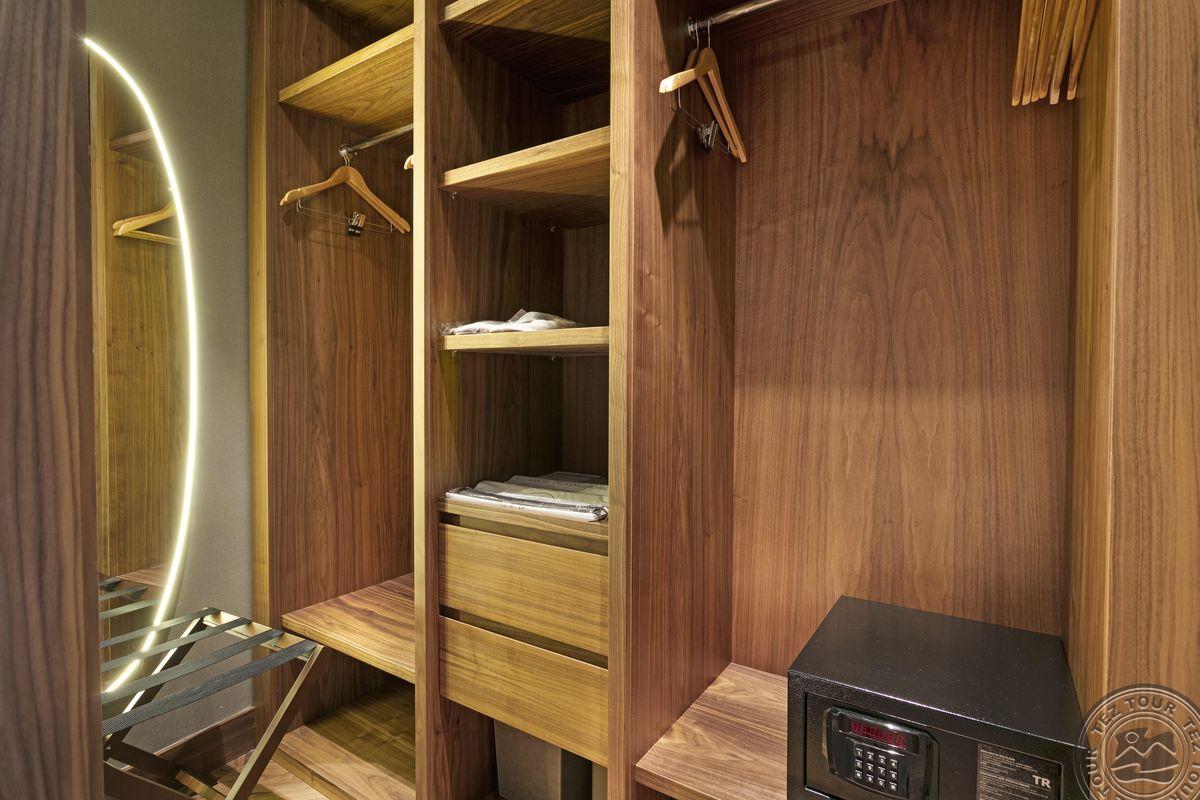 RIXOS SUNGATE - THE LAND OF LEGENDS FREE ACCESS