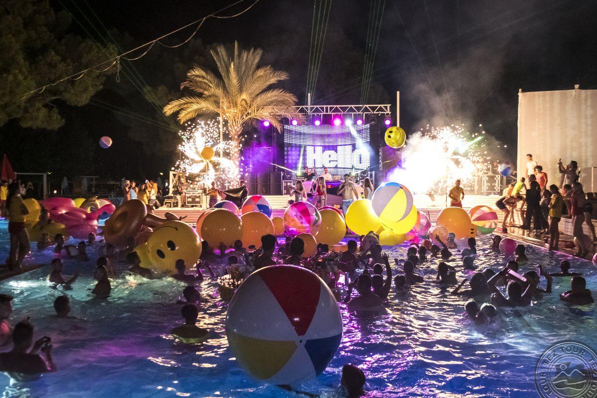 RIXOS SUNGATE - THE LAND OF LEGENDS FREE ACCESS