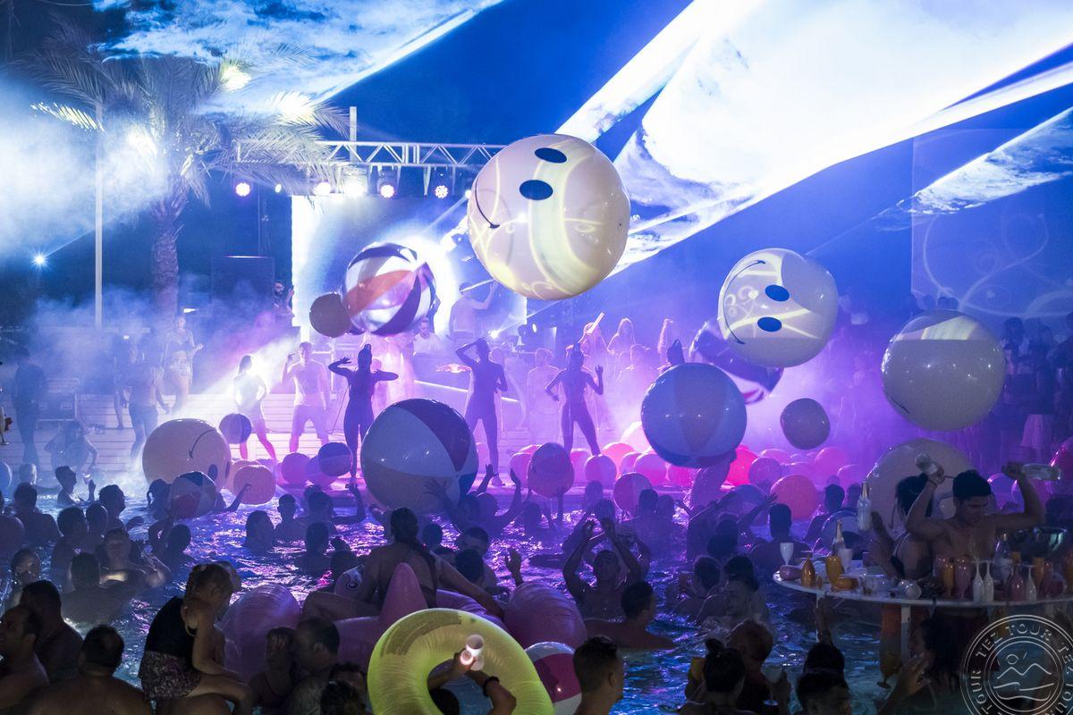 RIXOS SUNGATE - THE LAND OF LEGENDS FREE ACCESS