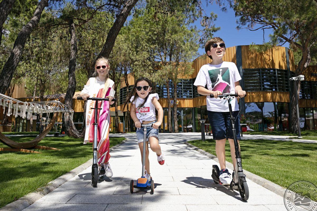 RIXOS SUNGATE - THE LAND OF LEGENDS FREE ACCESS