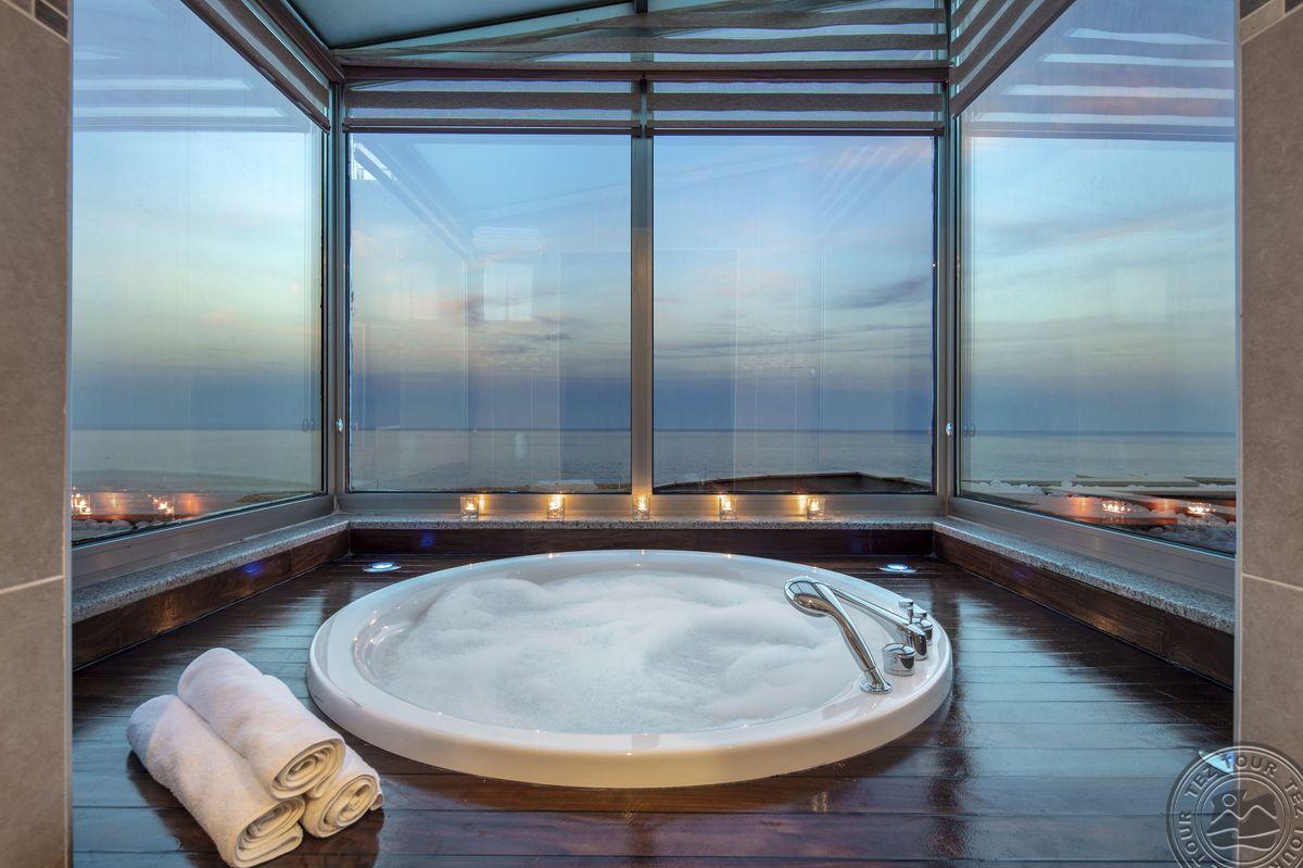 RIXOS SUNGATE - THE LAND OF LEGENDS FREE ACCESS