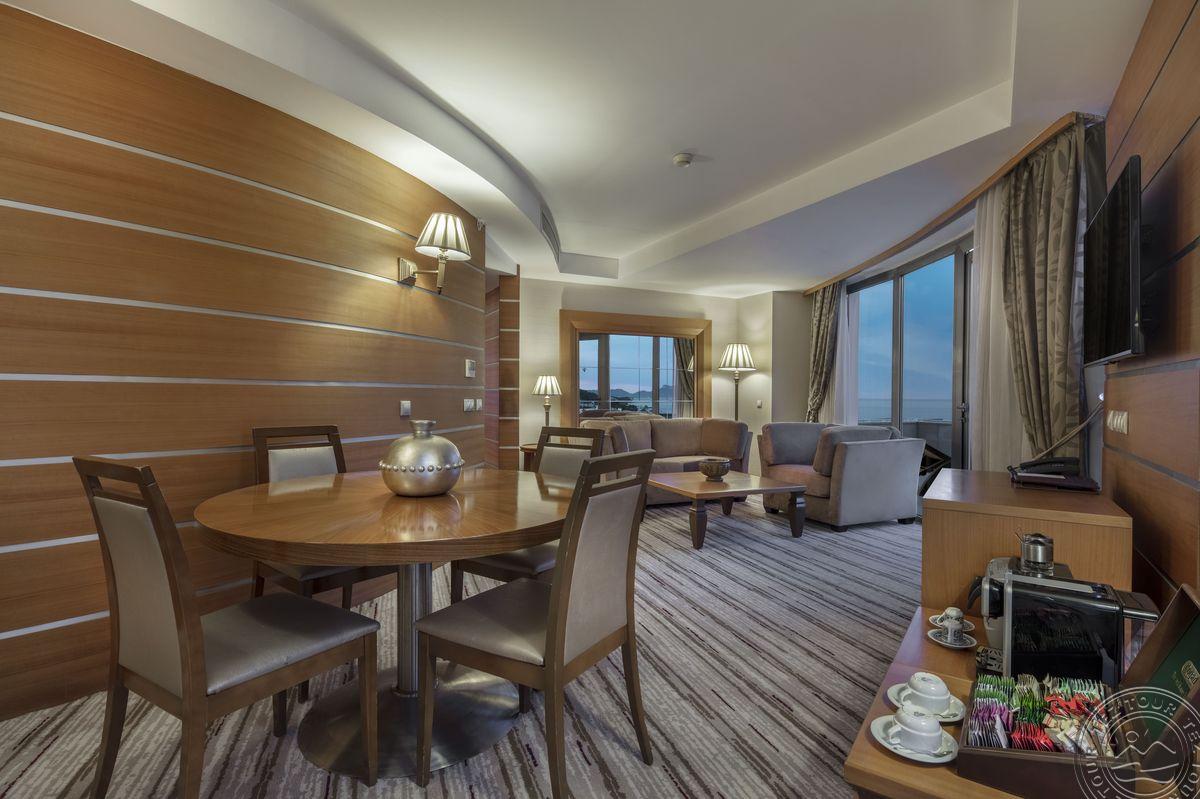 RIXOS SUNGATE - THE LAND OF LEGENDS FREE ACCESS