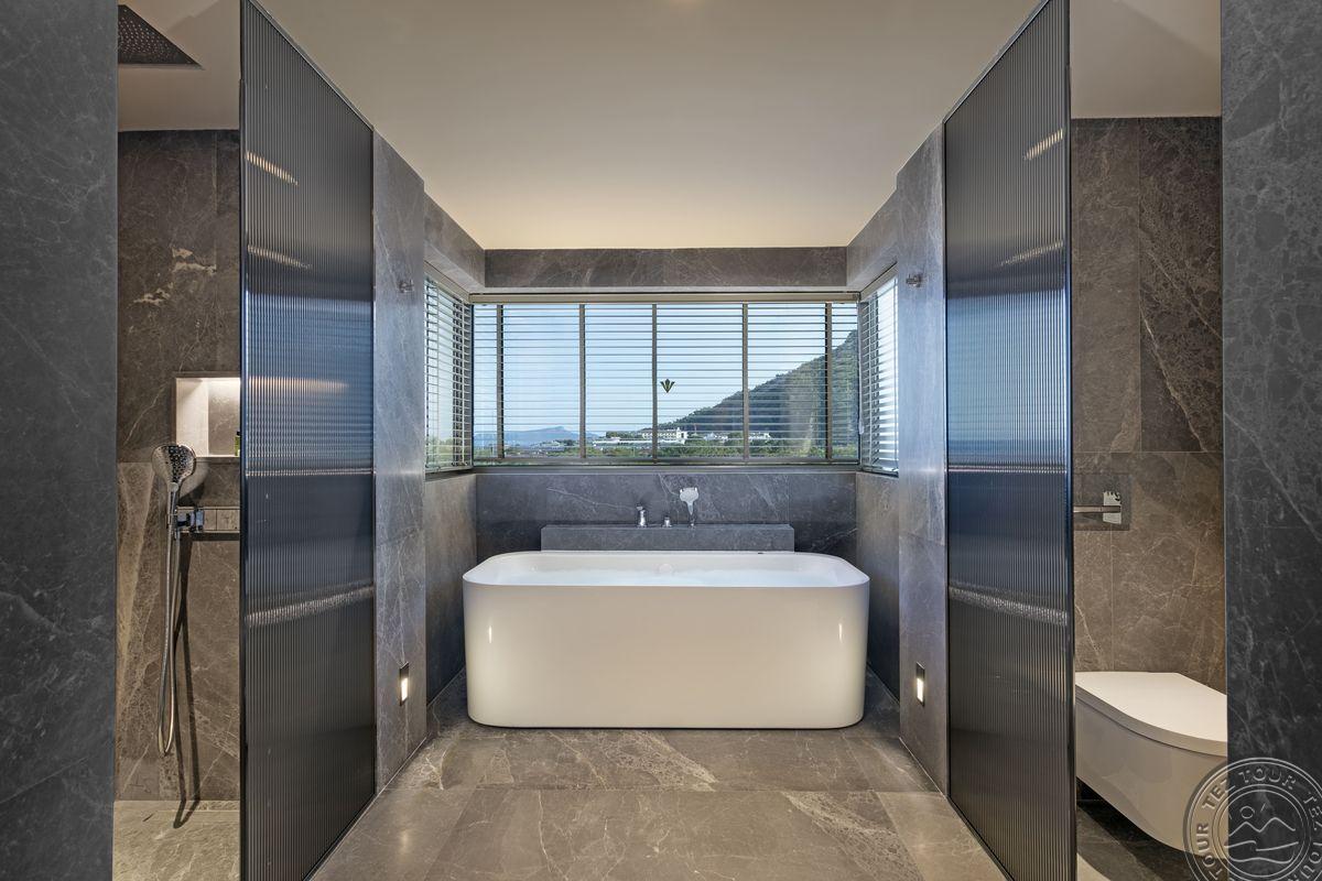 RIXOS SUNGATE - THE LAND OF LEGENDS FREE ACCESS