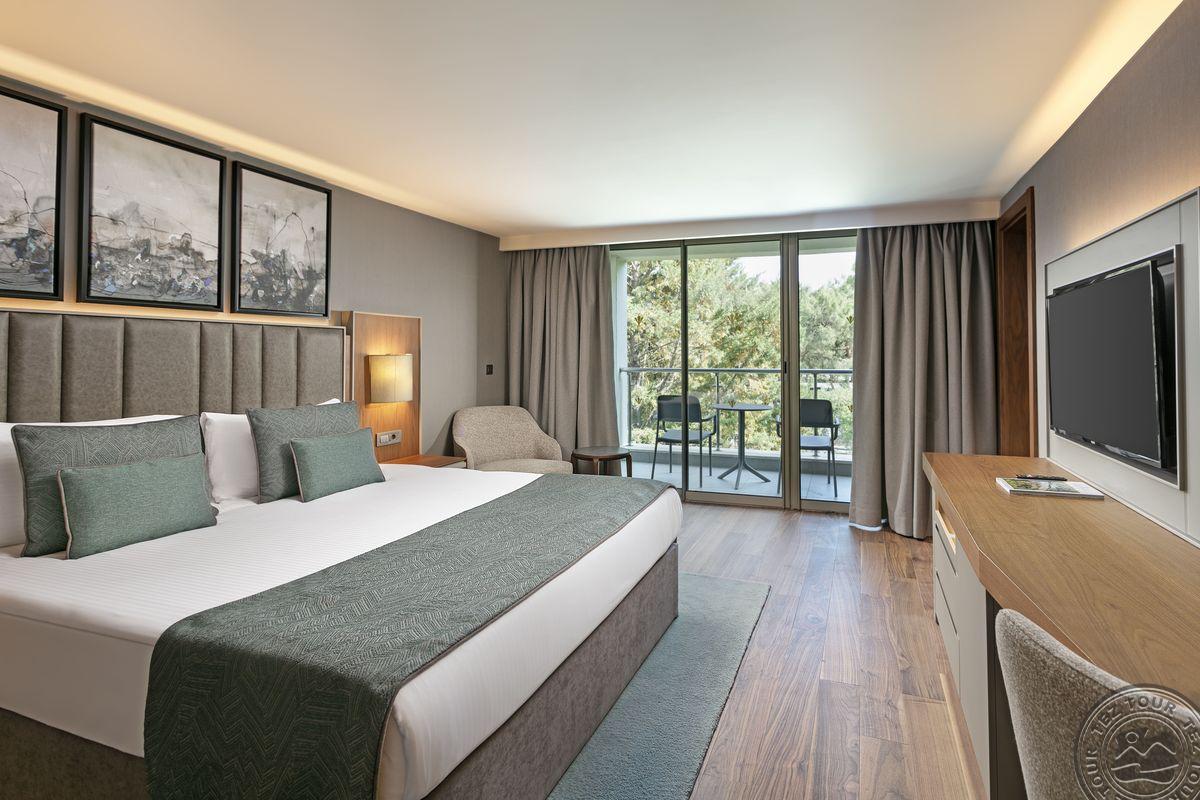 RIXOS SUNGATE - THE LAND OF LEGENDS FREE ACCESS