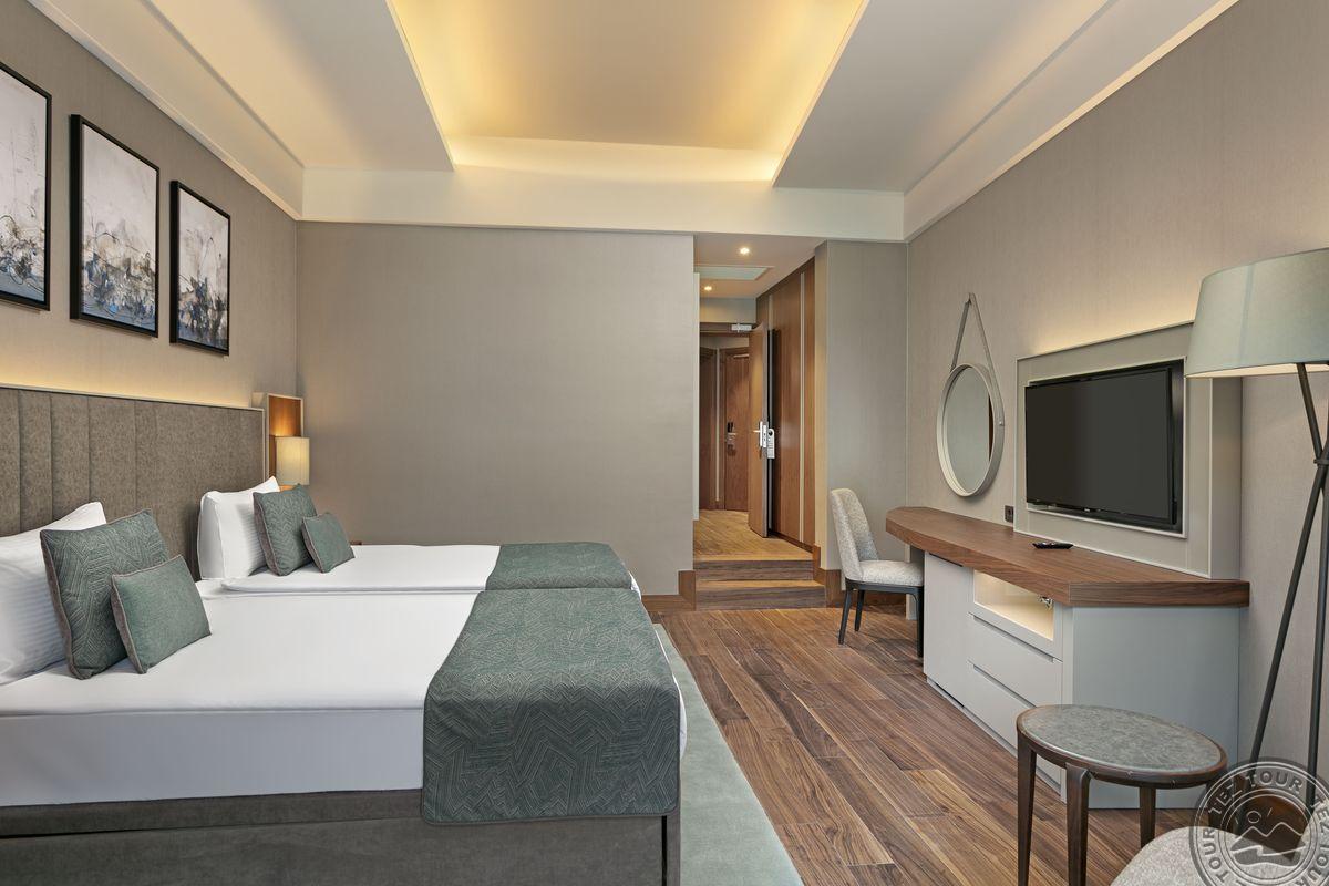 RIXOS SUNGATE - THE LAND OF LEGENDS FREE ACCESS