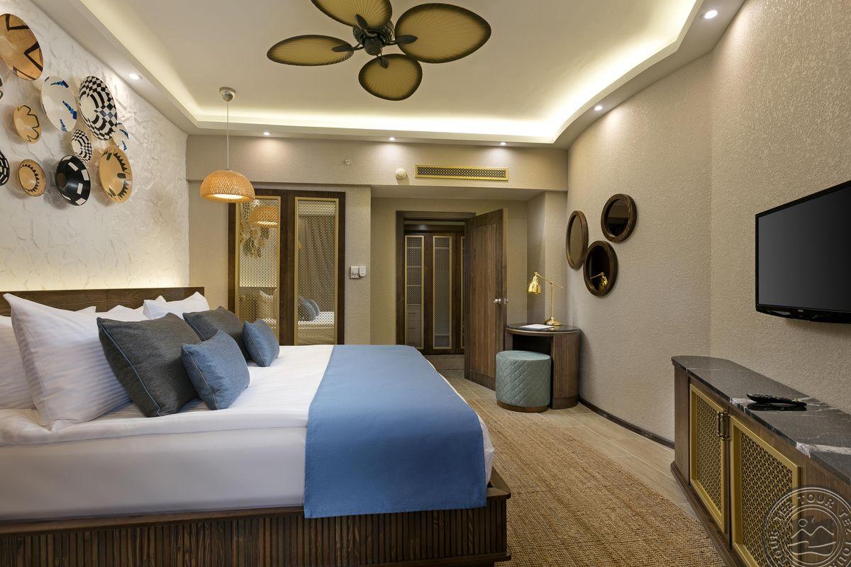 RIXOS SUNGATE - THE LAND OF LEGENDS FREE ACCESS