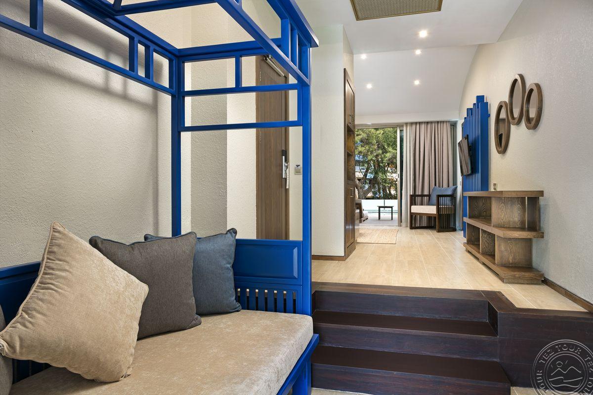 RIXOS SUNGATE - THE LAND OF LEGENDS FREE ACCESS