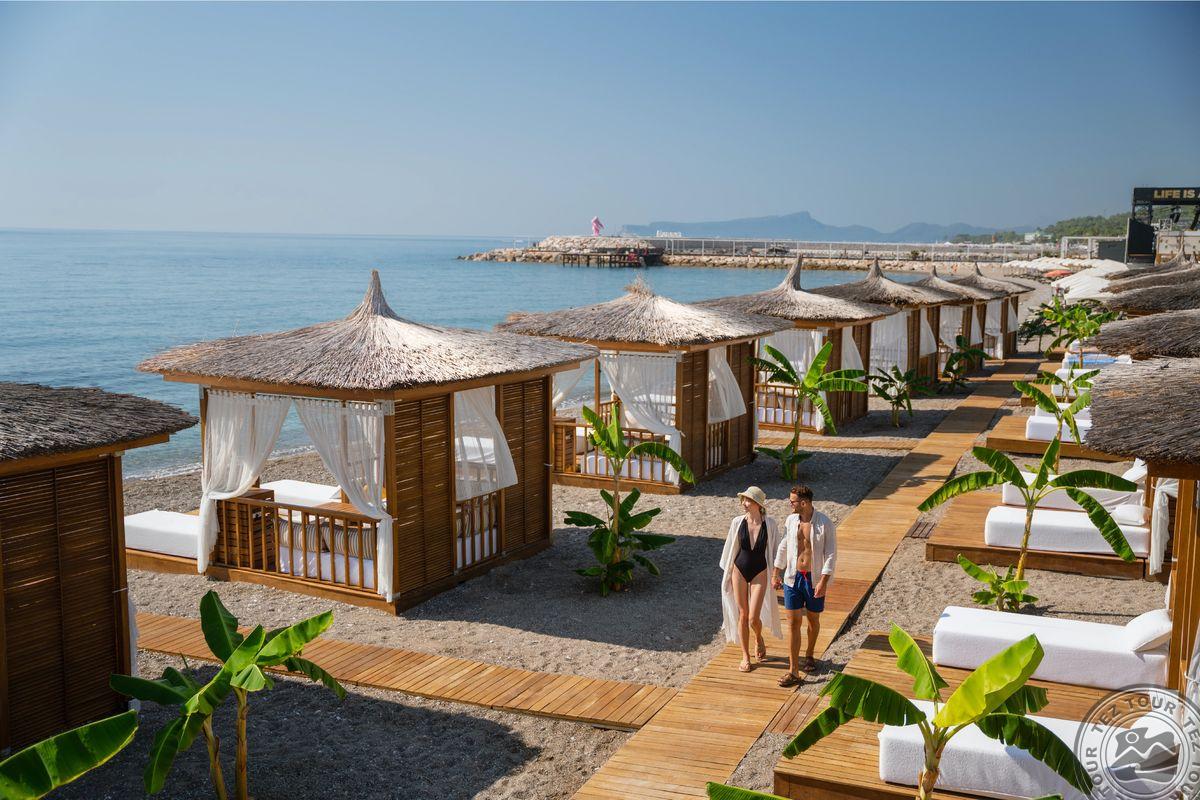 RIXOS SUNGATE - THE LAND OF LEGENDS FREE ACCESS