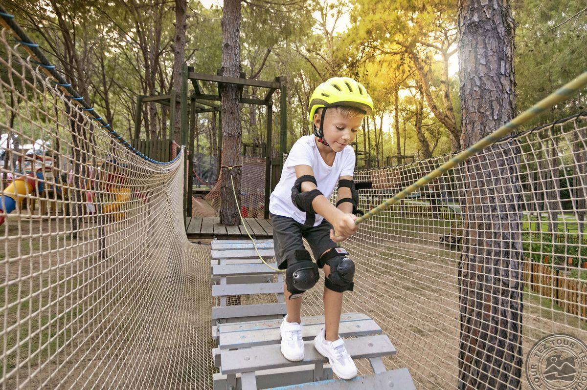 RIXOS SUNGATE - THE LAND OF LEGENDS FREE ACCESS