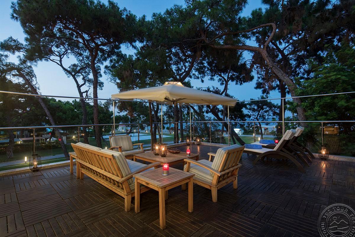 RIXOS SUNGATE - THE LAND OF LEGENDS FREE ACCESS