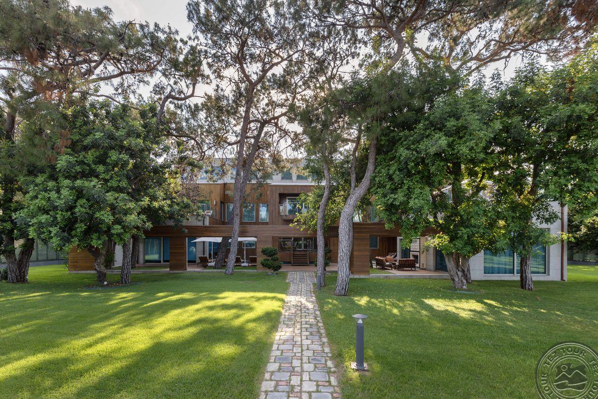 RIXOS SUNGATE - THE LAND OF LEGENDS FREE ACCESS