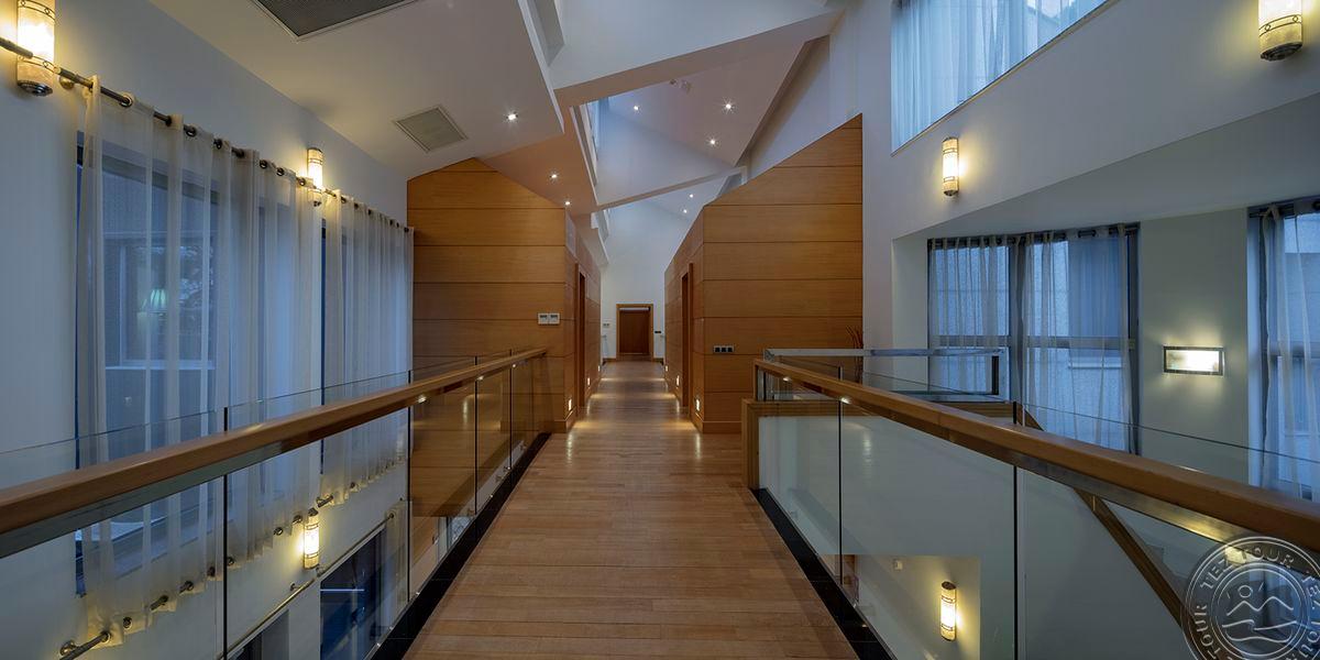 RIXOS SUNGATE - THE LAND OF LEGENDS FREE ACCESS