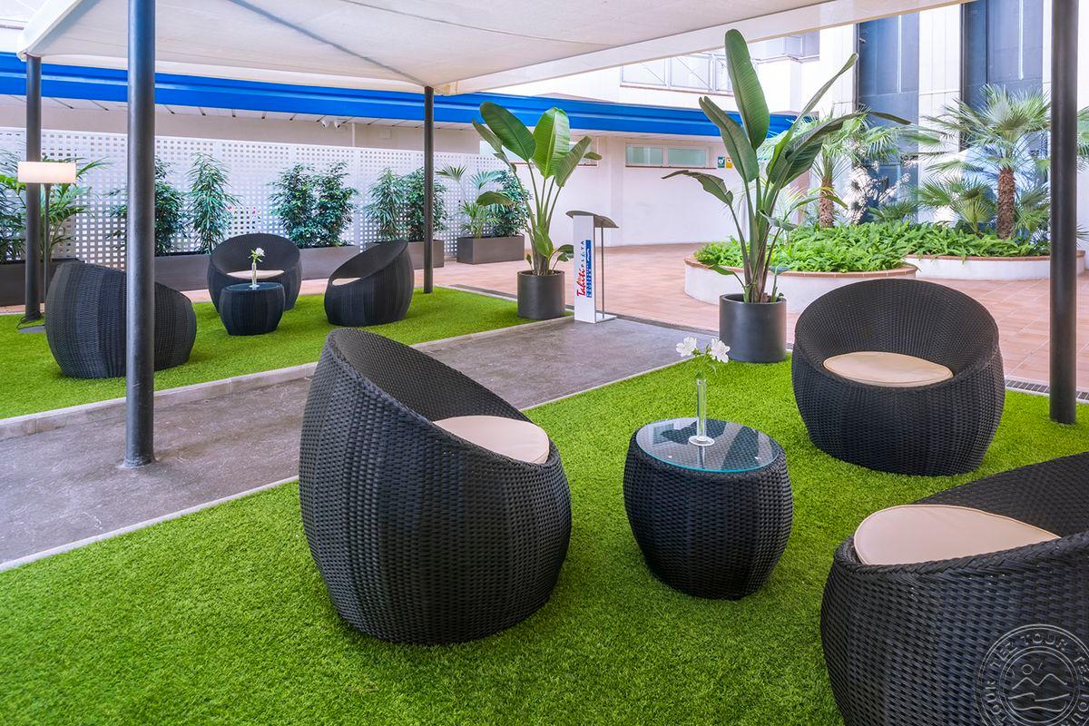 TAHITI PLAYA & SUITES