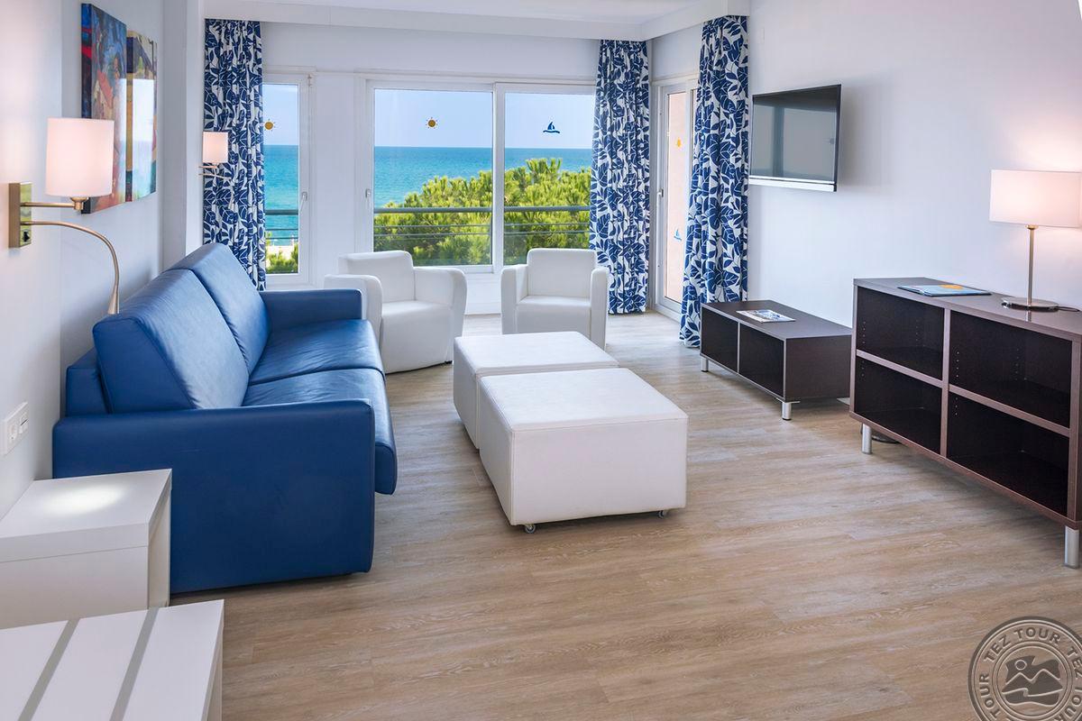 TAHITI PLAYA & SUITES