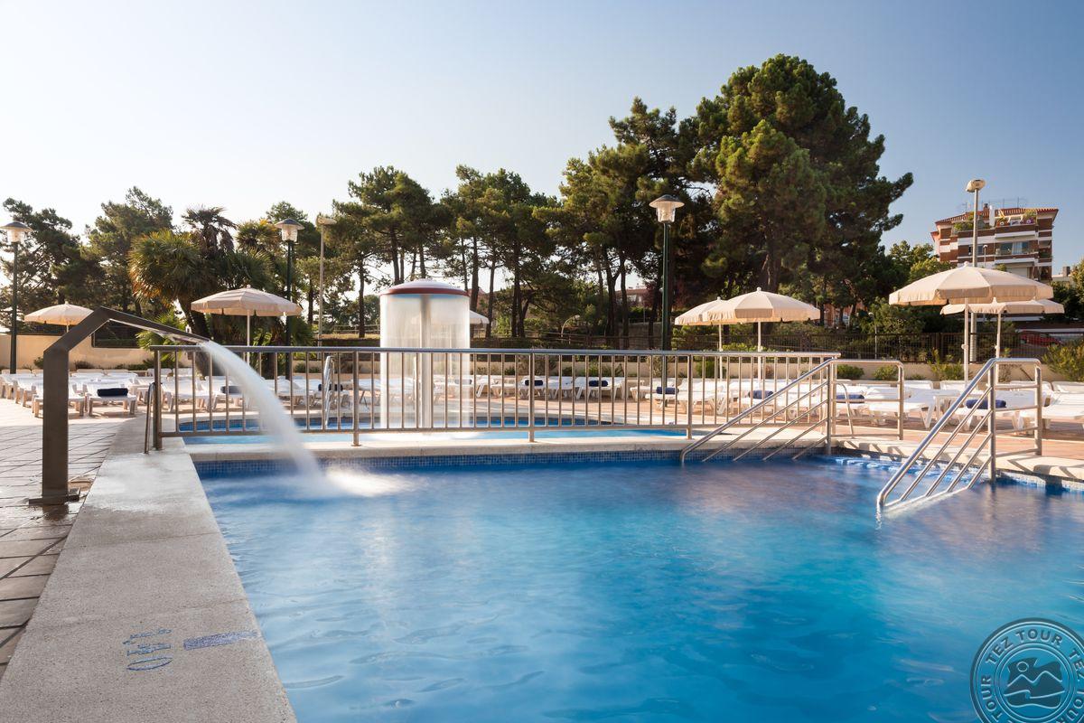 H.TOP ROYAL STAR LLORET — nuotrauka 1