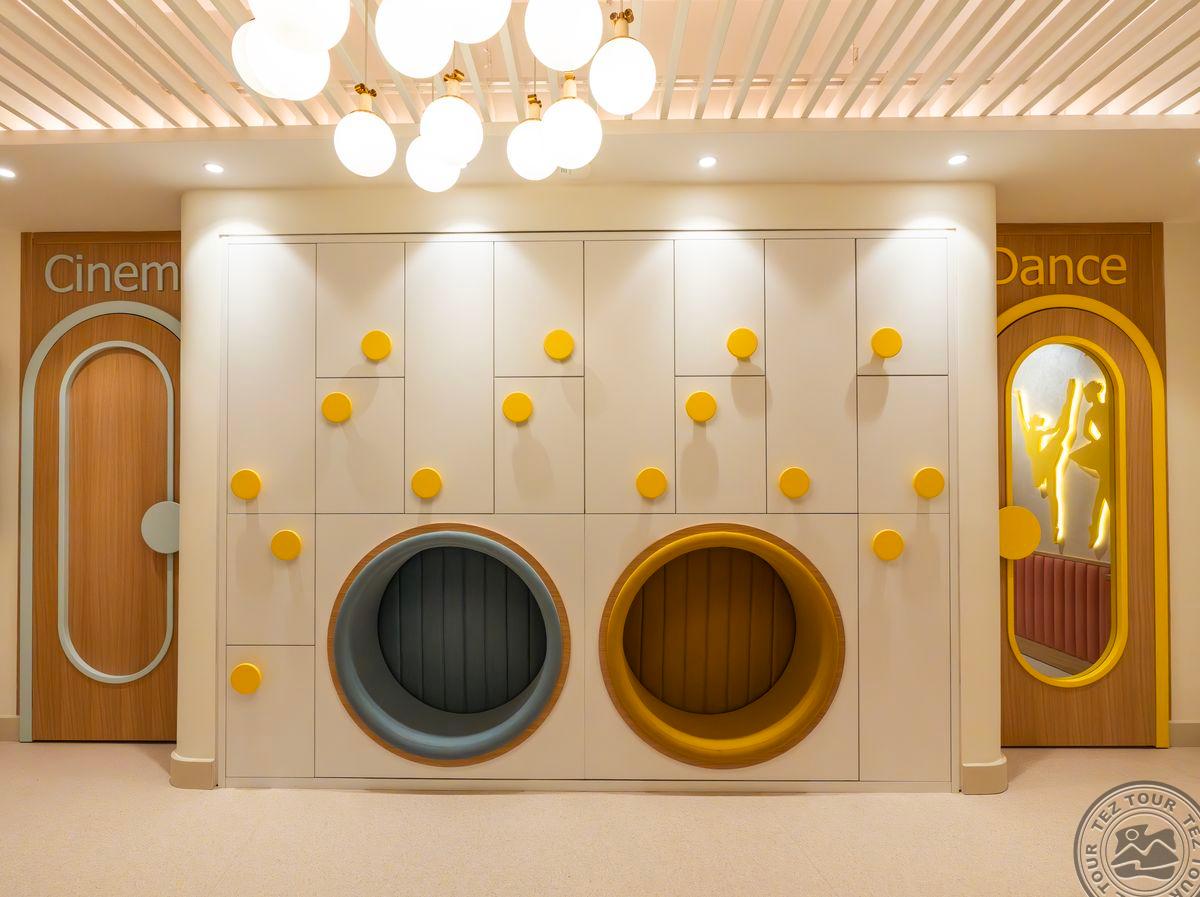 CALISTA LUXURY RESORT