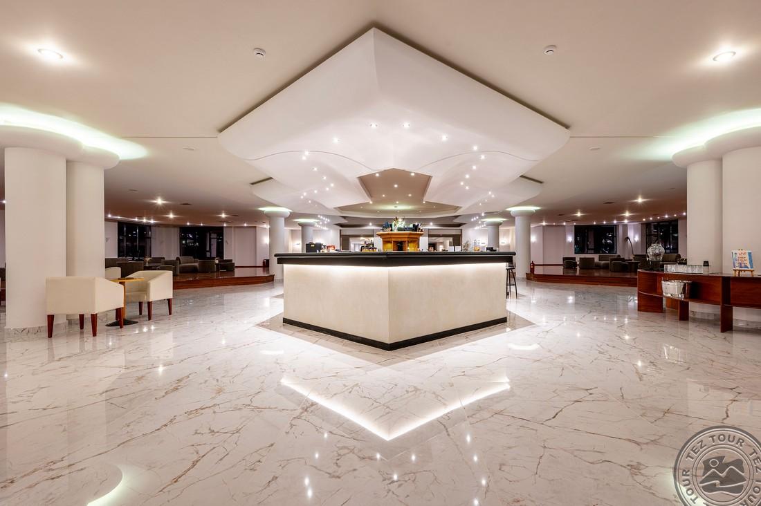 ATHINA PALACE RESORT & SPA
