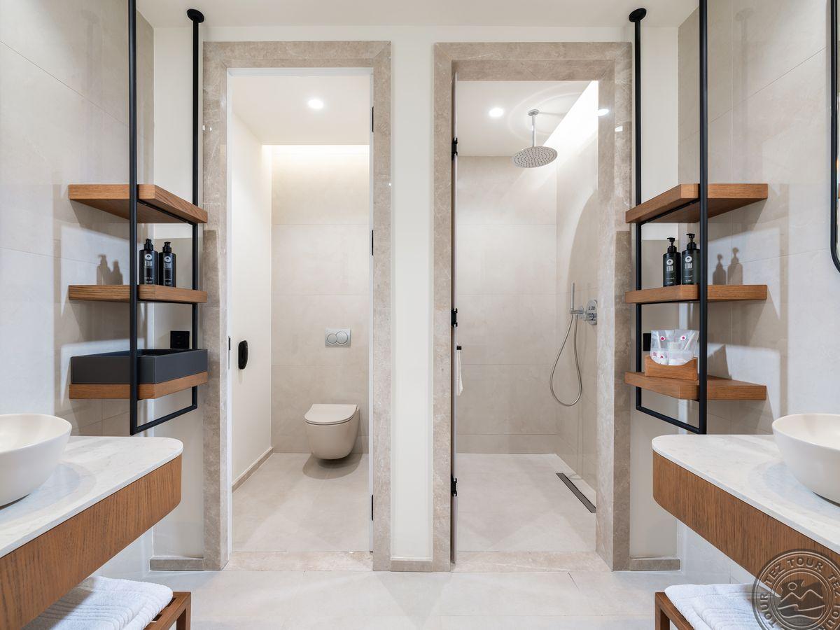 ANDA BARUT COLLECTION