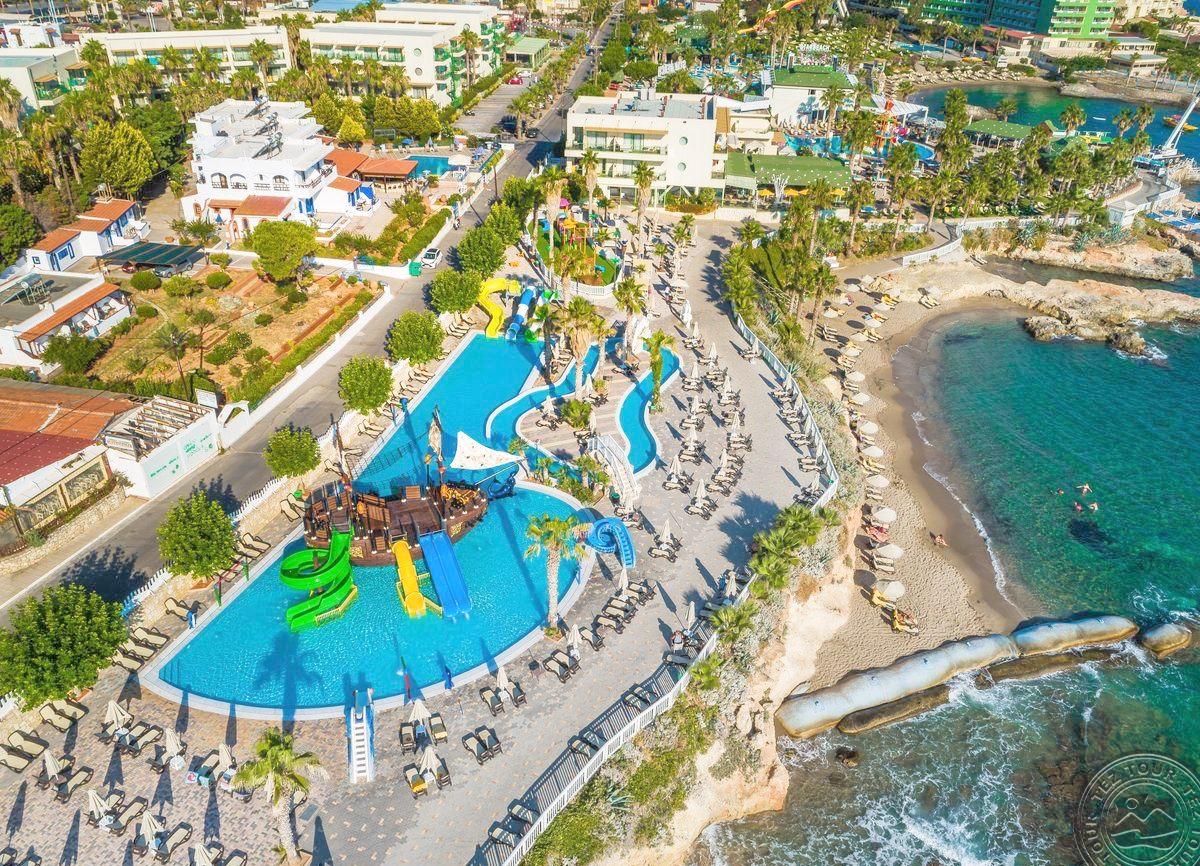 STAR BEACH VILLAGE & WATER PARK